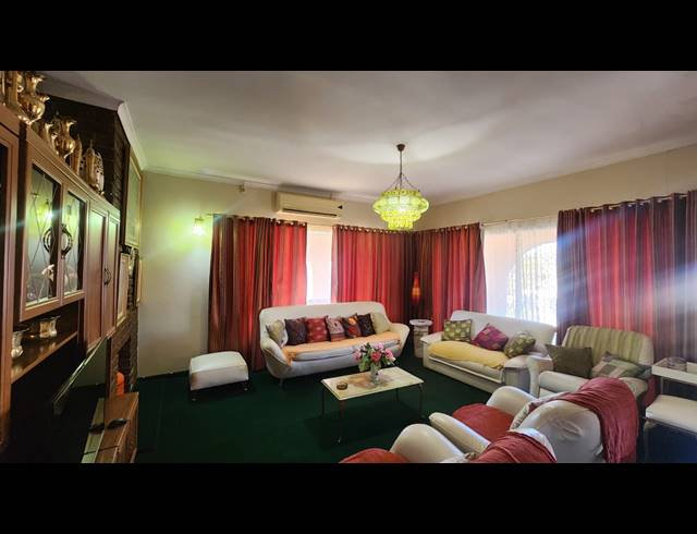 4 BEDROOM FREESTANDING FOR SALE IN RAISETHORPE